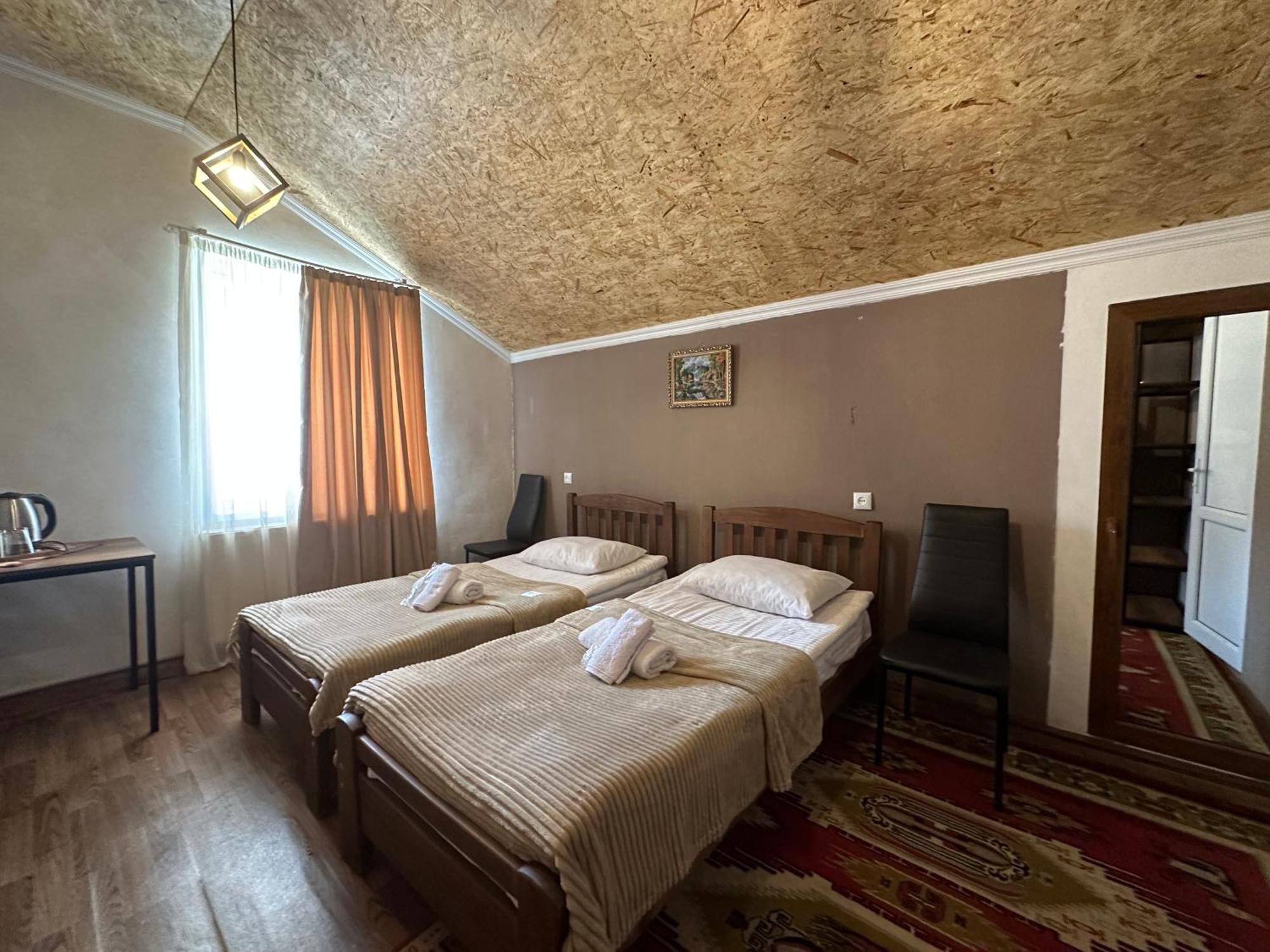 Hotel Dari Kazbegi Værelse billede
