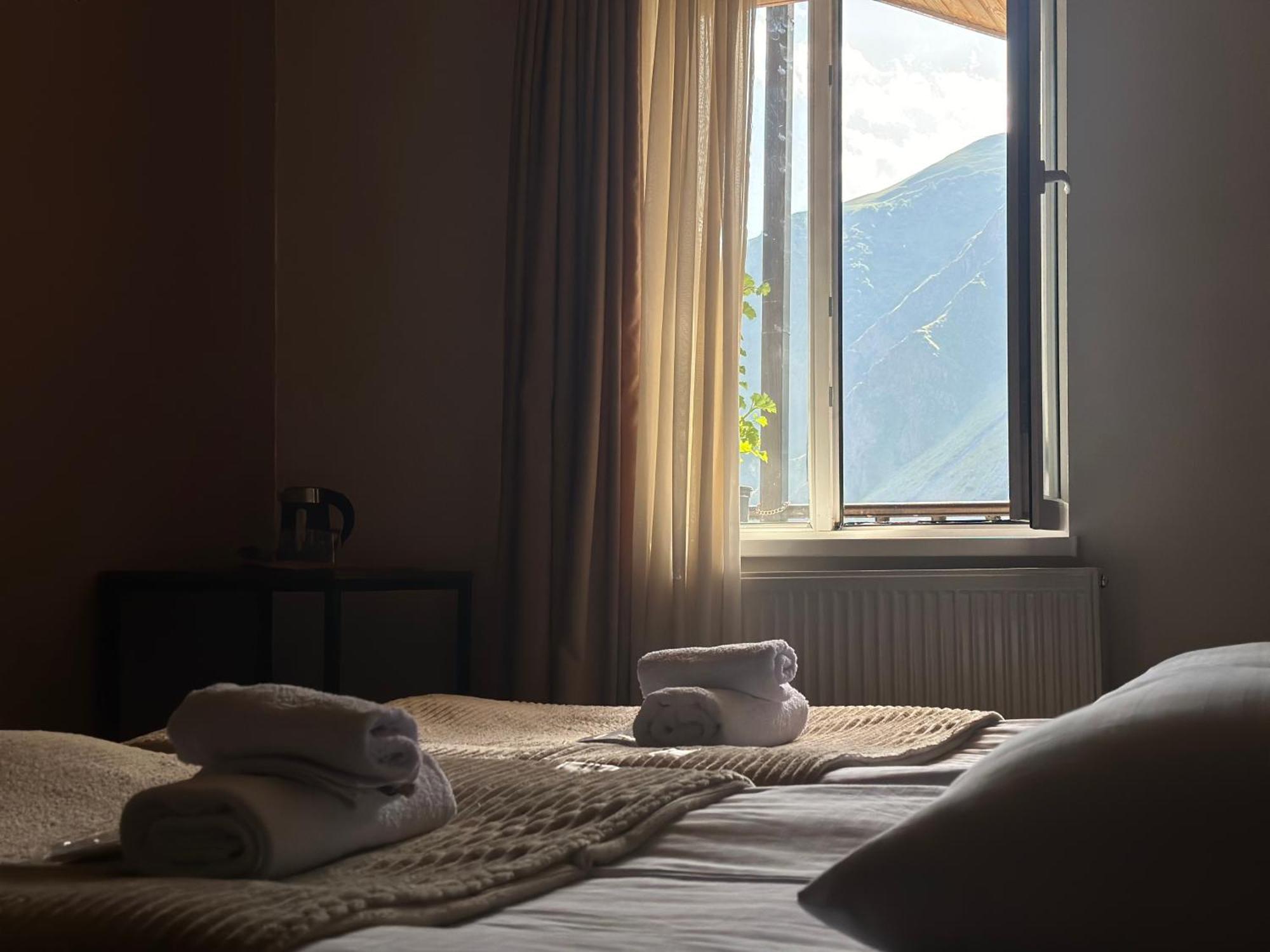 Hotel Dari Kazbegi Eksteriør billede